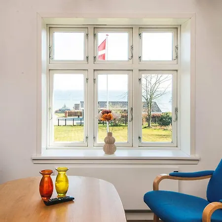 度假居 8 Person In Bjert-by Traum Binderup Strand