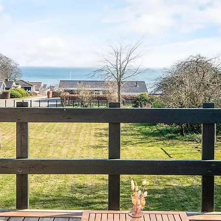 度假居 8 Person In Bjert-by Traum