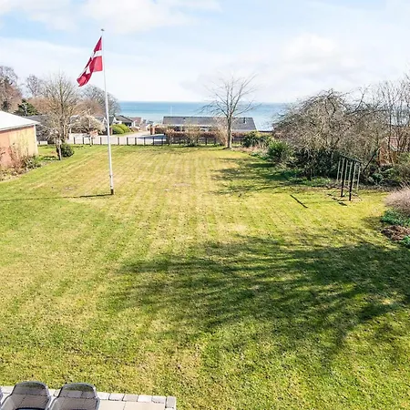 度假居 8 Person In Bjert-by Traum *