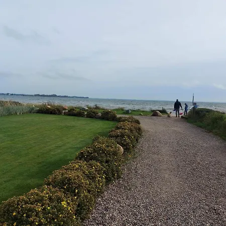 8 Person In Bjert-by Traum 度假居 *